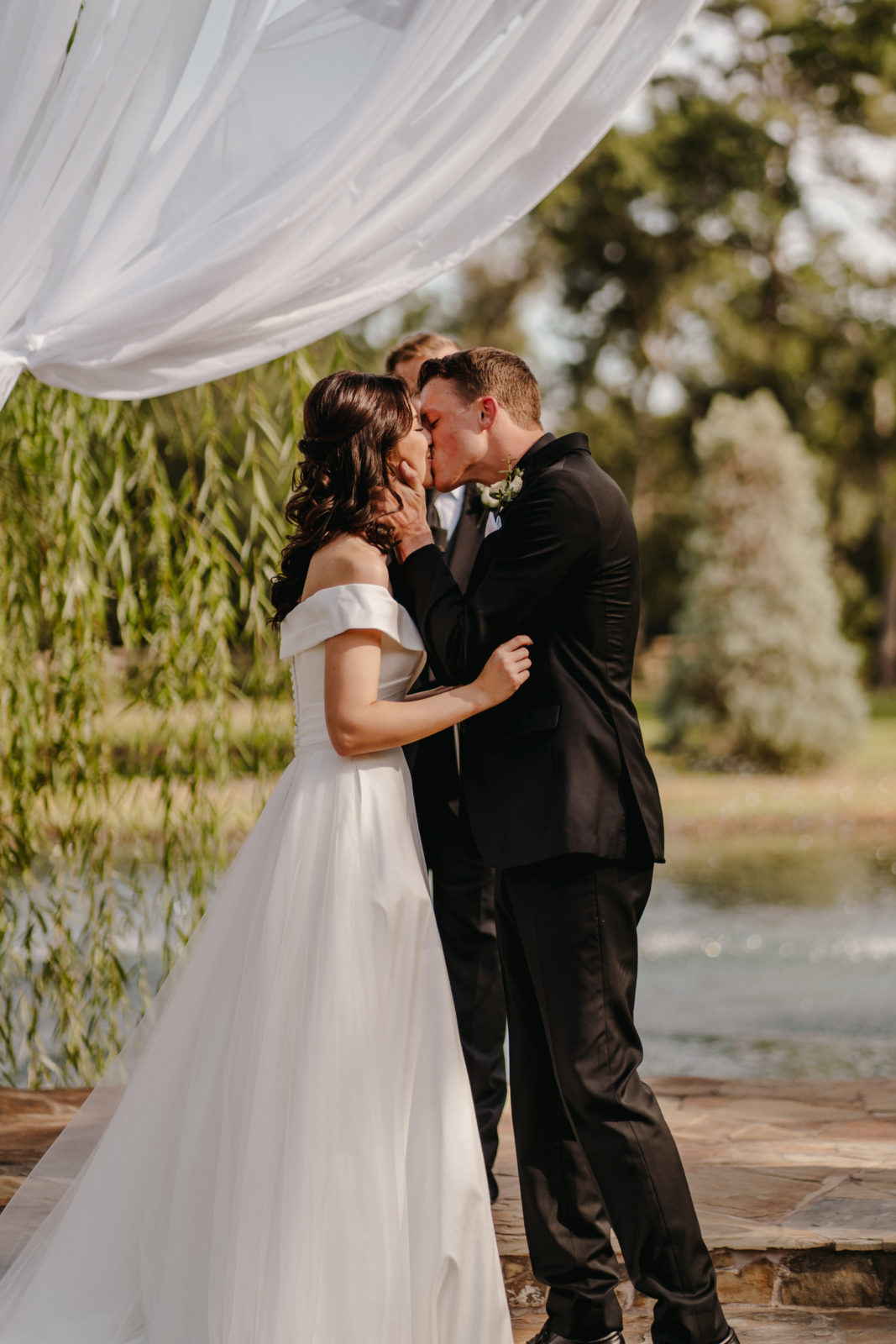 Victoria & Logan | Cypress, Texas | Autumn Sunset Wedding ...