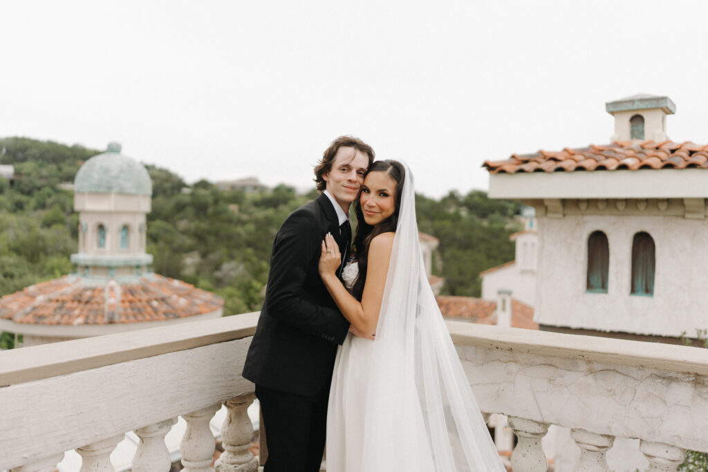 bride and groom portraits in central texas at villa antonia