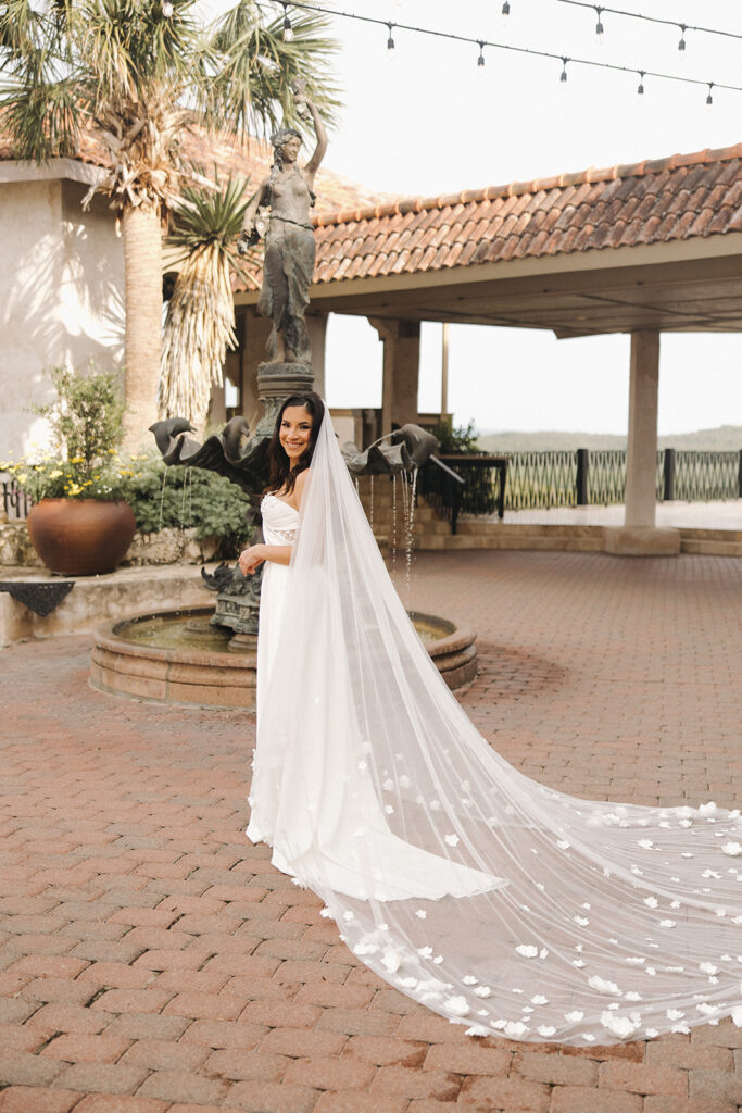 elegant texas wedding venue bride photos outdoors