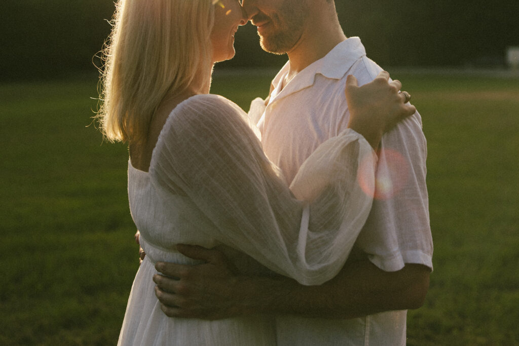 golden hour summer engagement photos in texas