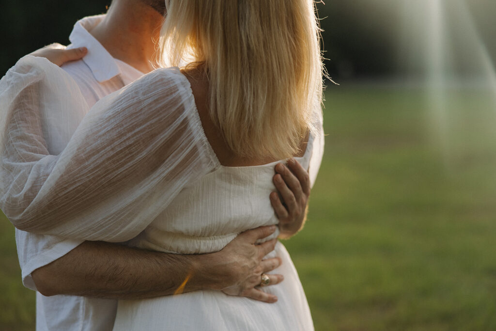 golden hour summer engagement photos in texas