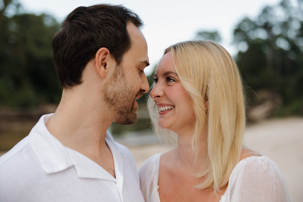 romantic couples photoshoot on the beach