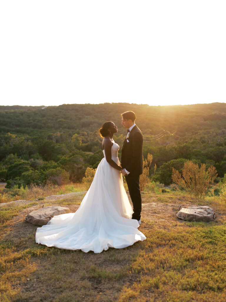 outdoor sunset wedding photos in texas