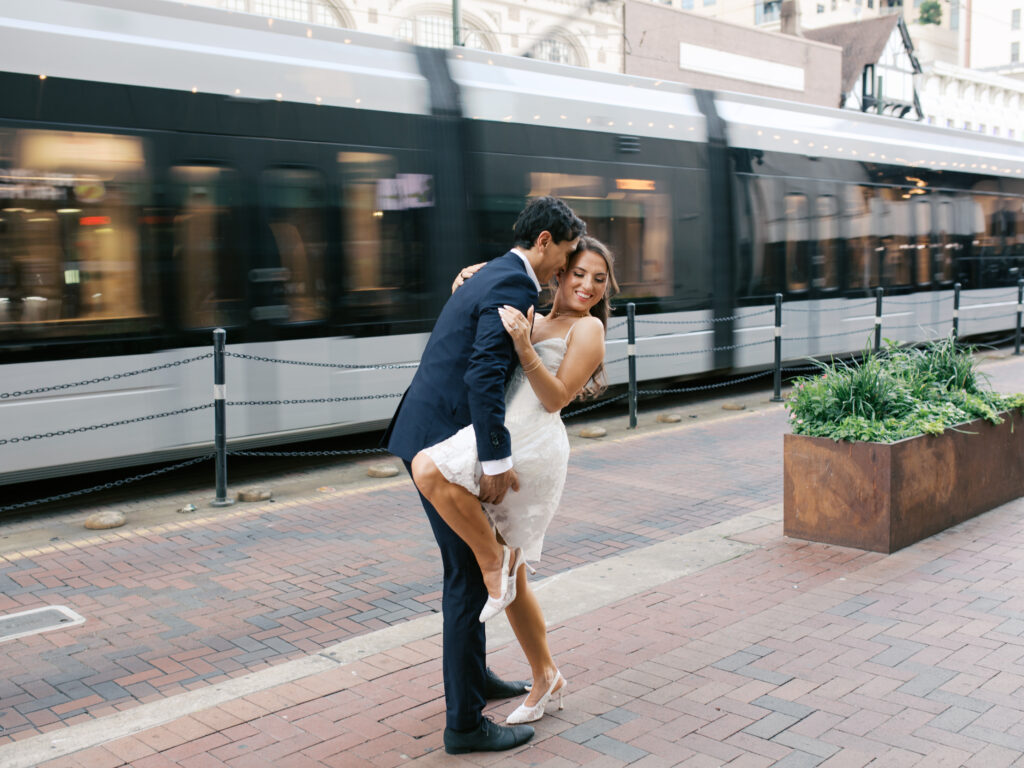 romantic blurry couple photoshoot