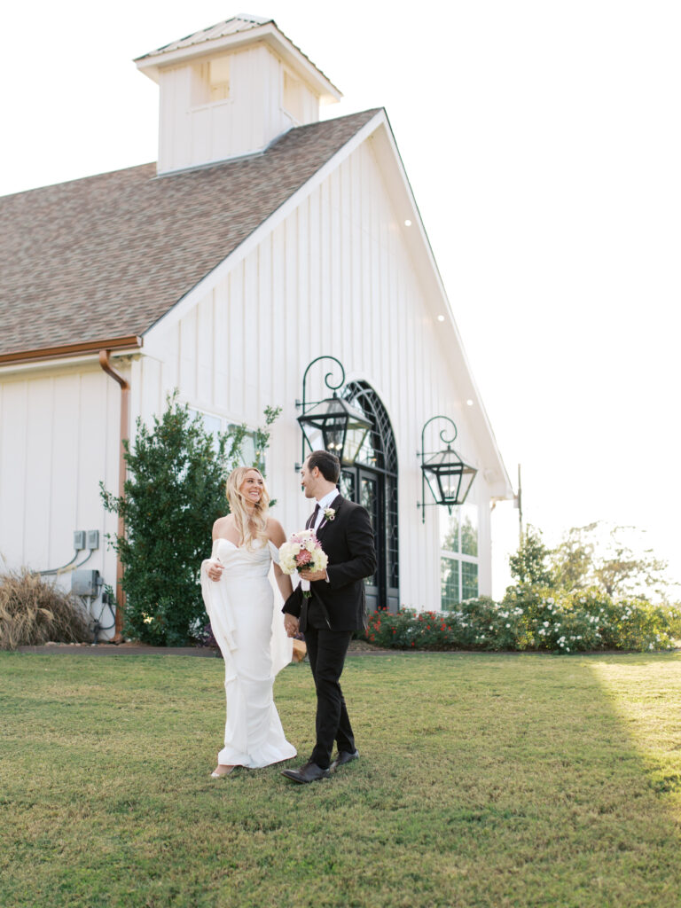 outdoor wedding photos at camp hosea