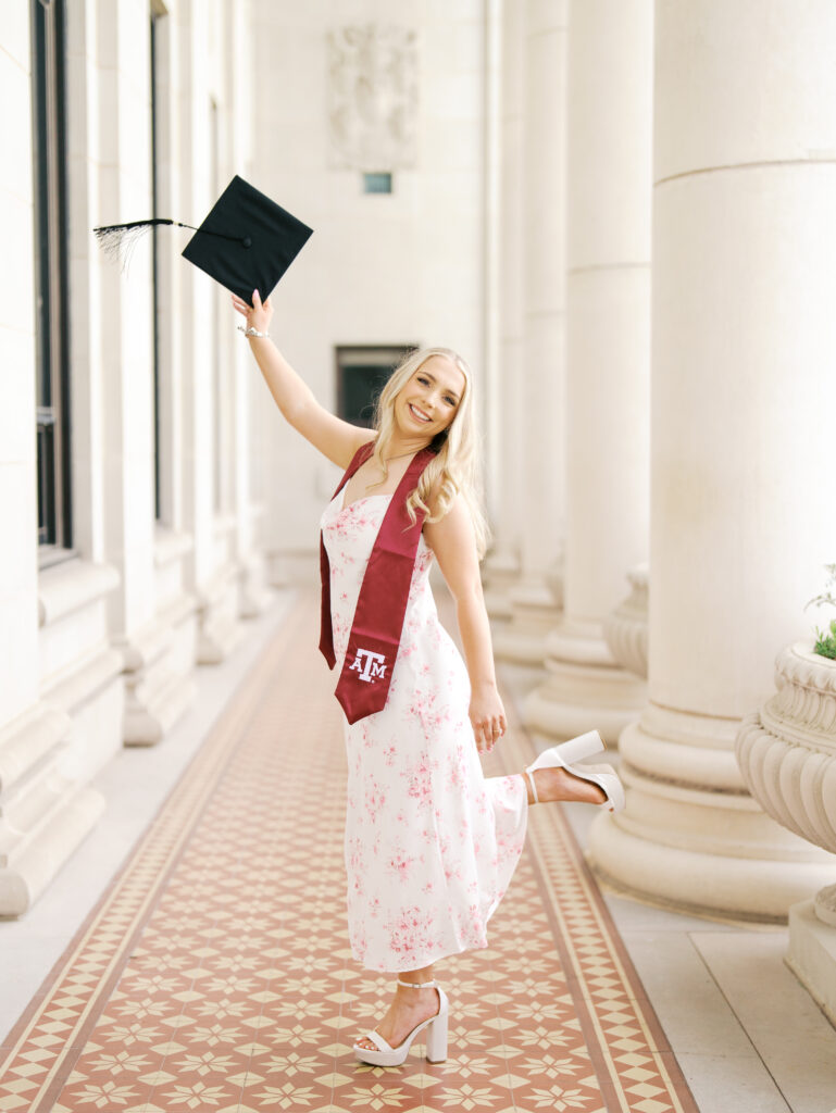 Texas A&M Senior Pictures with Cori on Campus