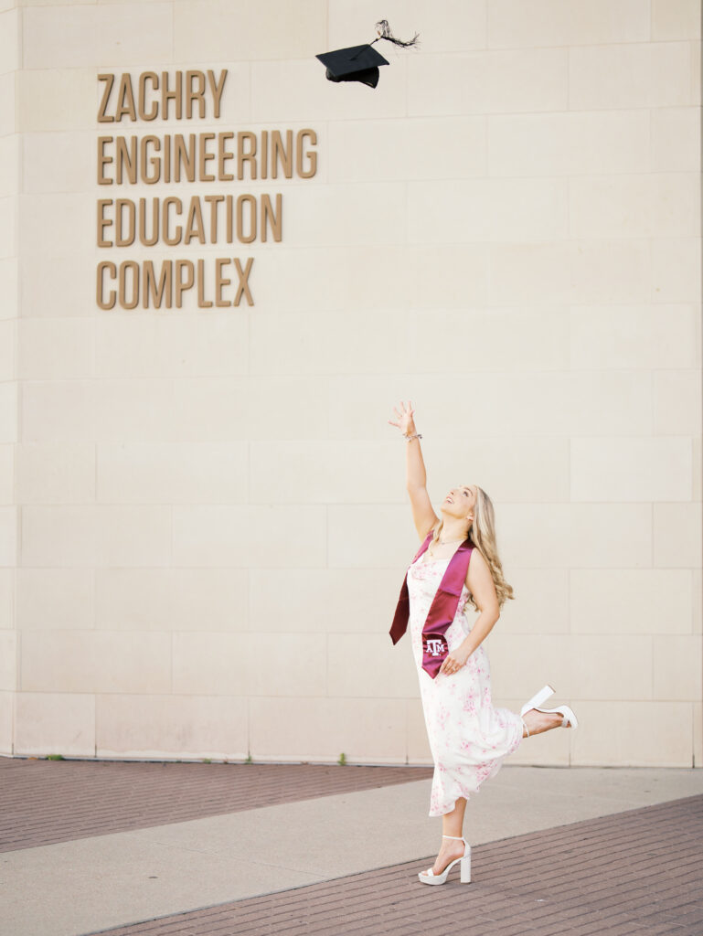 Texas A&M Senior Pictures with Cori on Campus