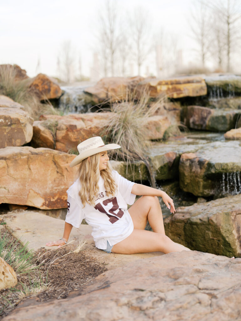 Texas A&M Senior Pictures with Cori on Campus
