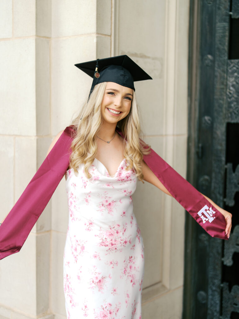 graduation photos cap and gown