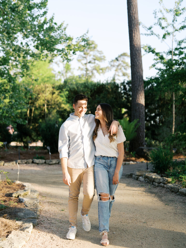 documentary style couple photos outdoors