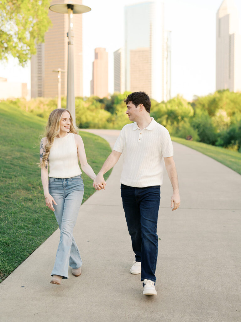 boulevard oaks engagement photos in houston