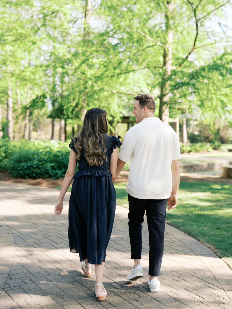 outdoor couple photos in houston texas