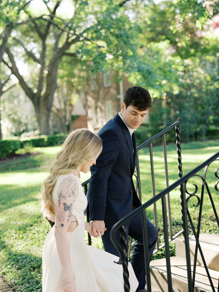 Elegant Houston Engagement Photos in Boulevard Oaks