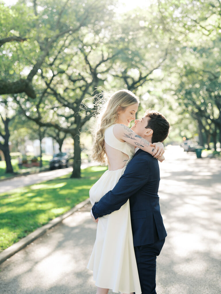 outdoor couple photos candid and romantic