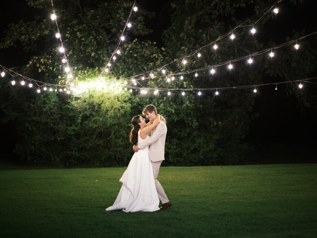 sweet reception photos with the bride and groom romantic moments