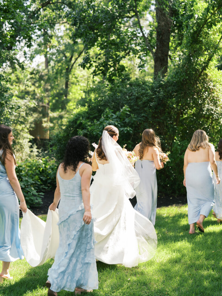 outdoor wedding photos in magnolia texas at The Meekermark
