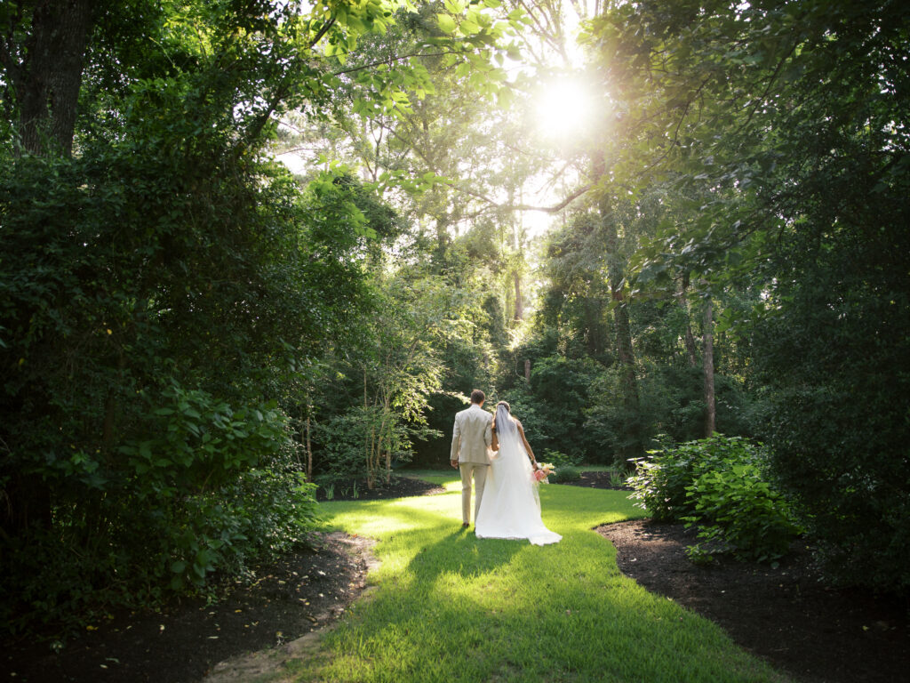 spring texas wedding at the meekermark with bright florals and colors