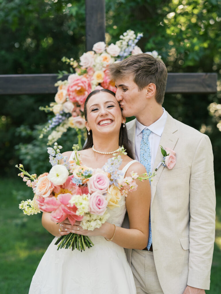 documentary style wedding photos for a texas wedding ceremony