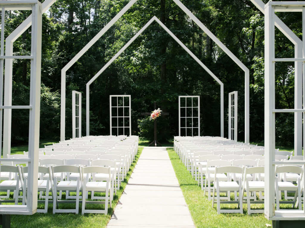 the meekermark wedding venue in magnolia texas