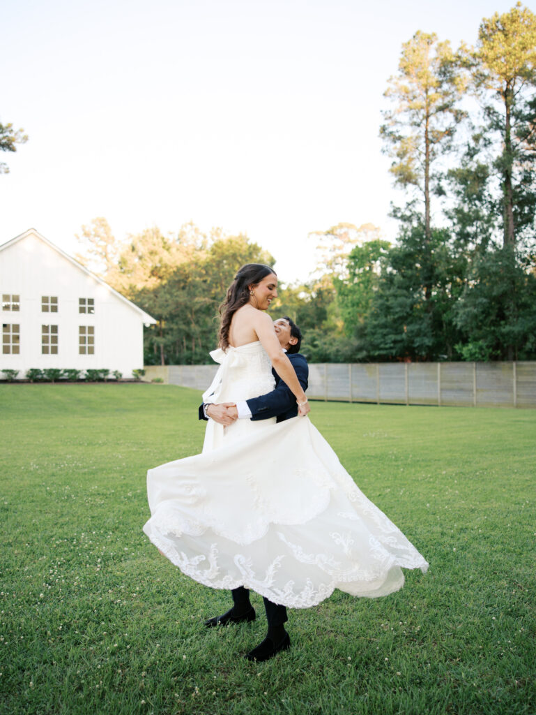 Colorful Woodlands Wedding in Spring Full of Heart and Joy