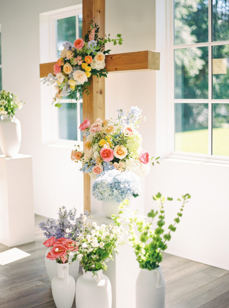 Colorful Woodlands Wedding in Spring Full of Heart and Joy