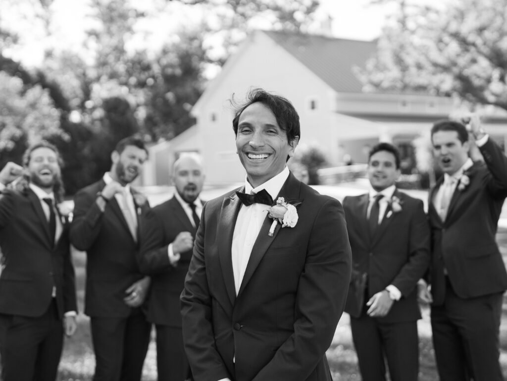 timeless and modern wedding portraits with bride and groom