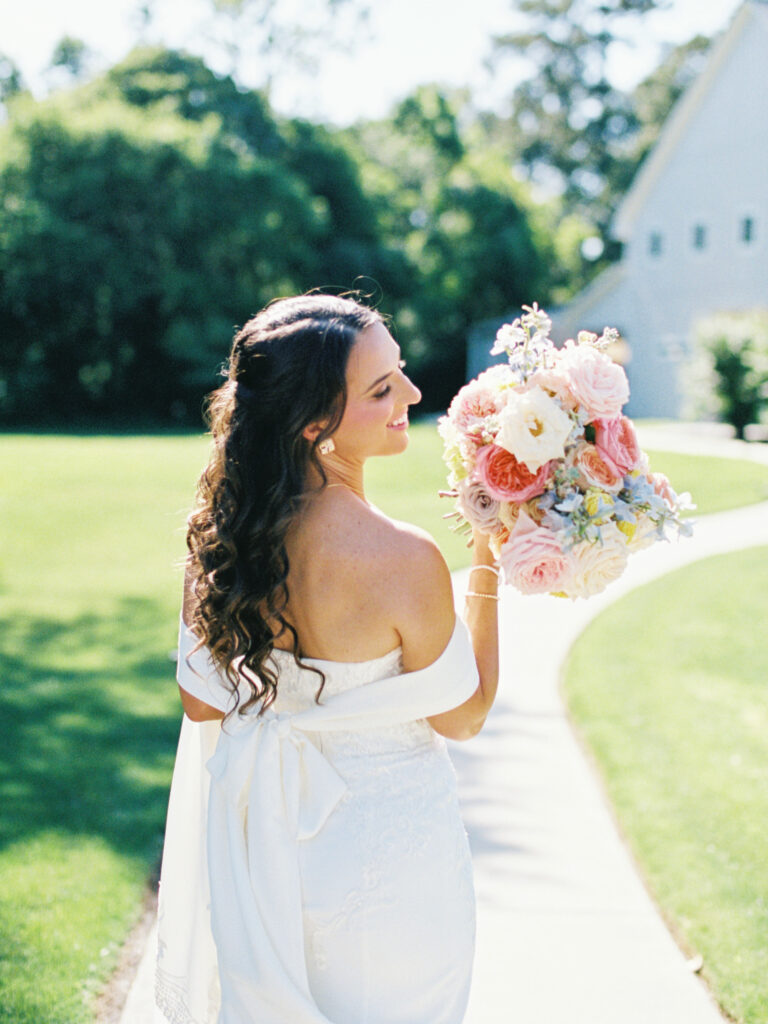 outdoor texas wedding photos in the woodlands houston wedding photographer