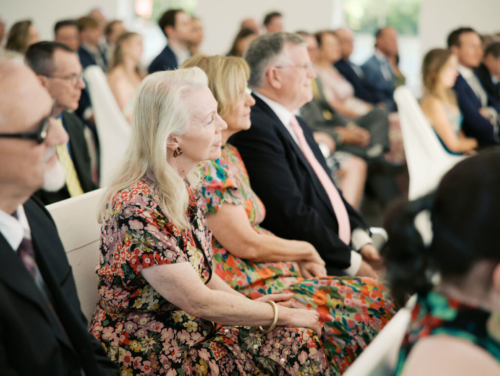 wedding guest photos documentary style