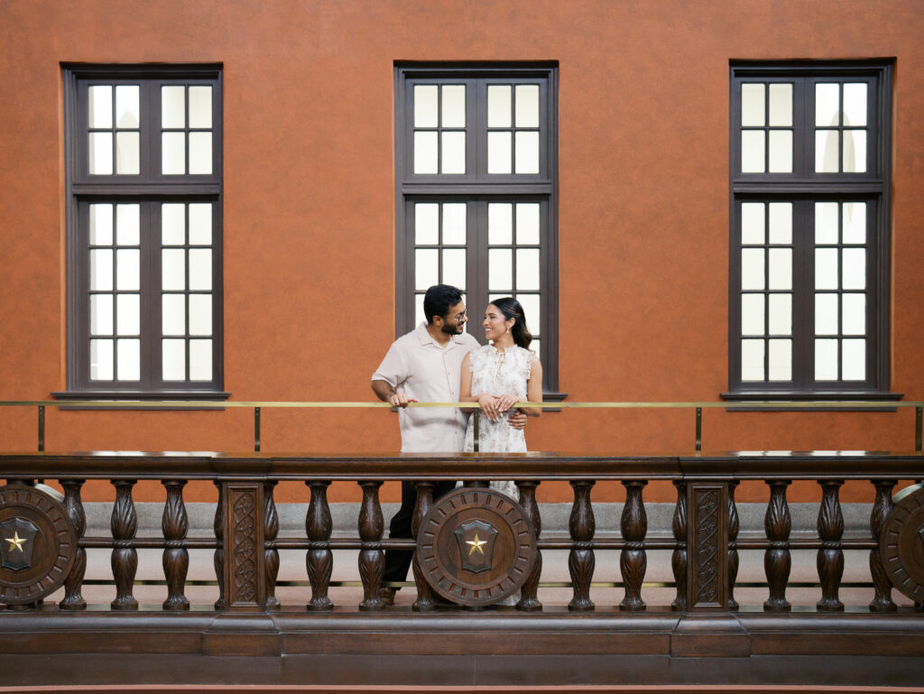houston couples photoshoot in the library
