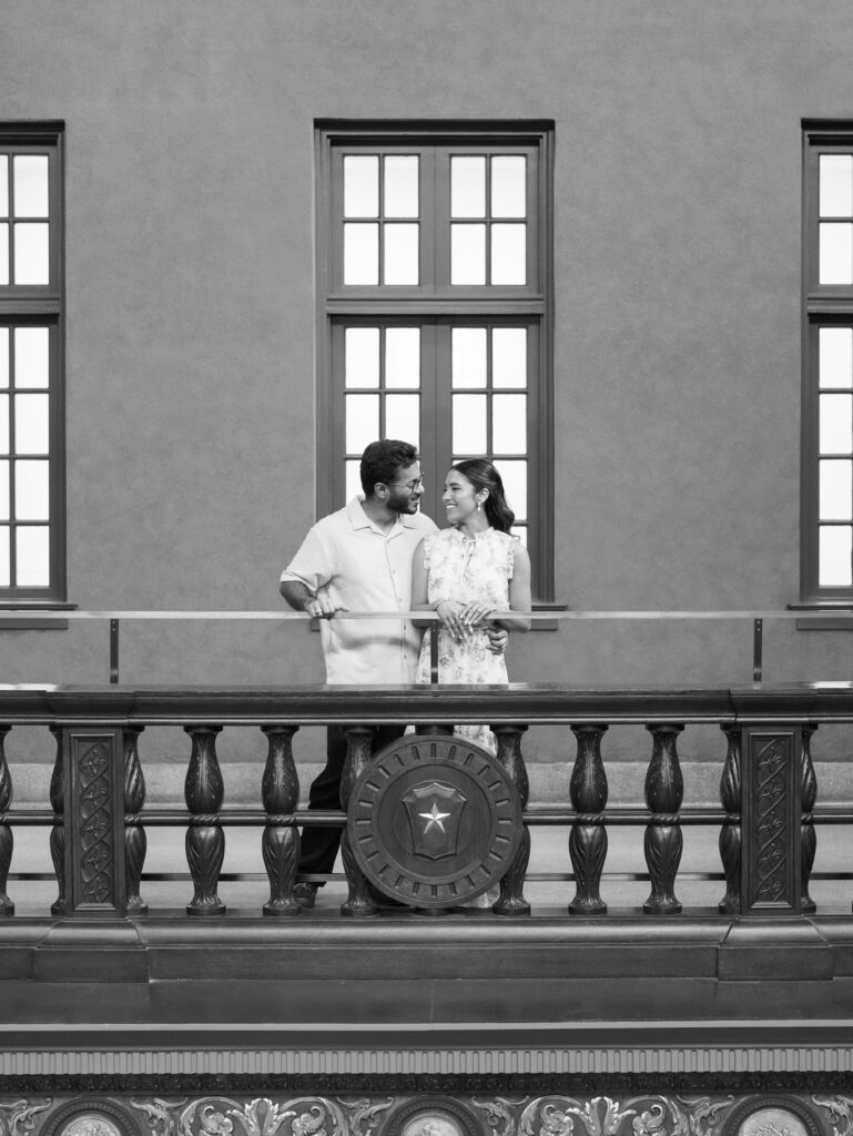 houston couples photoshoot in the library