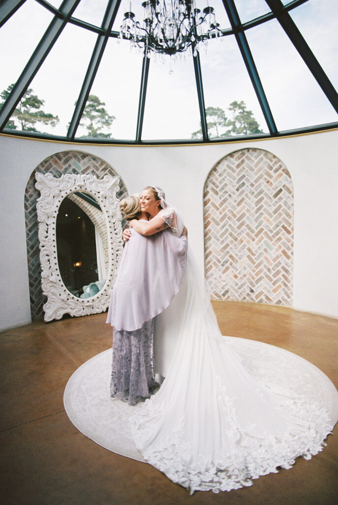 elegant and timeless wedding decor for an indoor reception