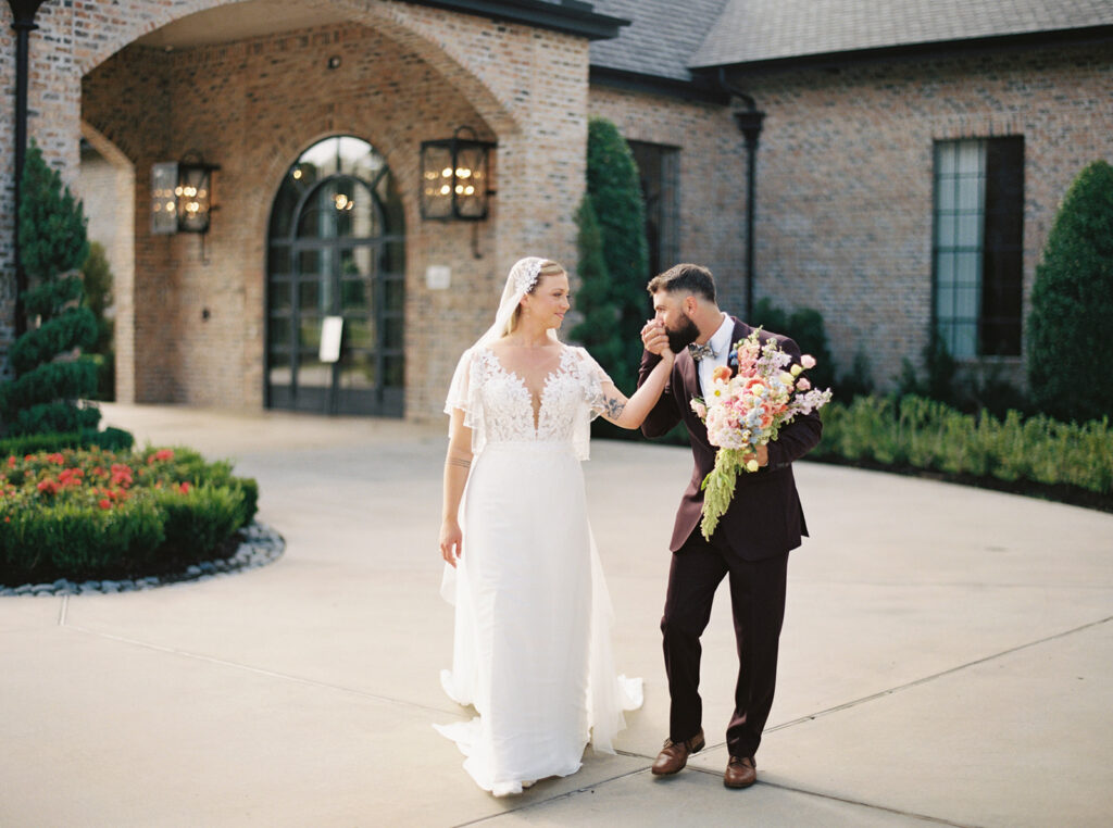 photojournalistic wedding photos at iron manor wedding venue