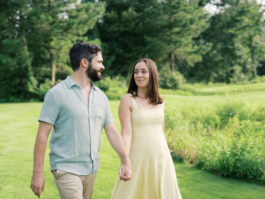 summer couples photoshoot at the park