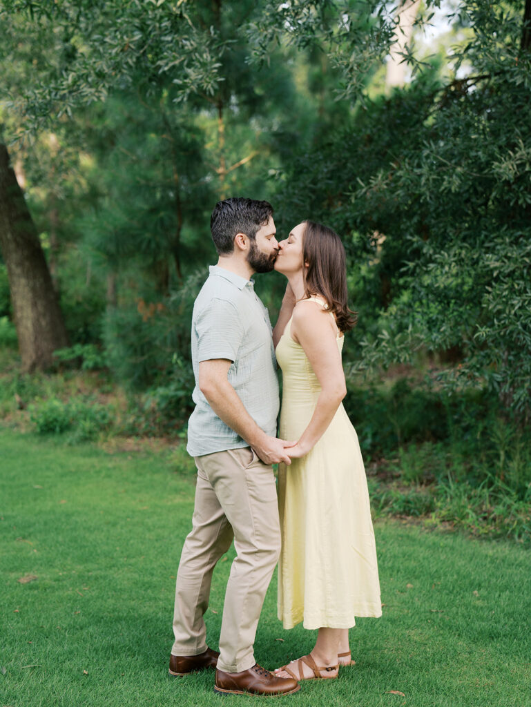 engagement photoshoot ideas during the summer