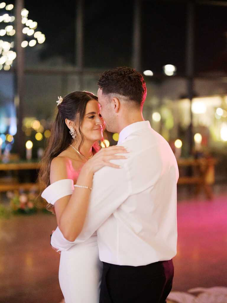 bride and groom first dance