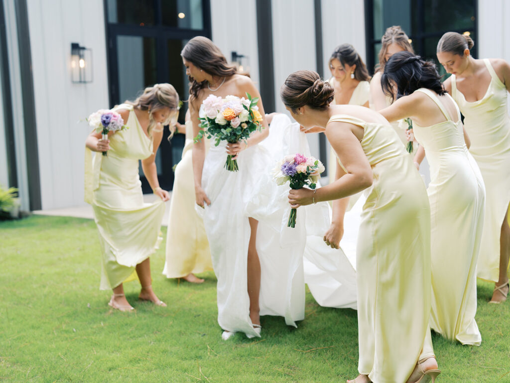 grand pines reserve wedding photos colorful wedding theme