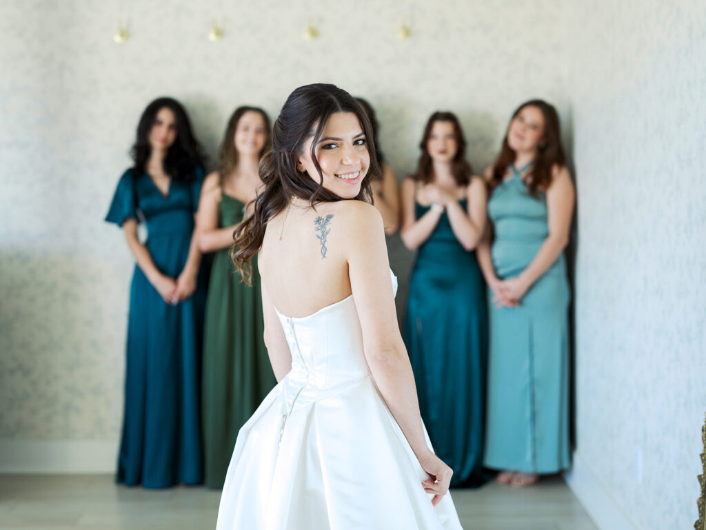 Documentary Style Wedding Photos That Blend Houston Charm With Timeless Elegance