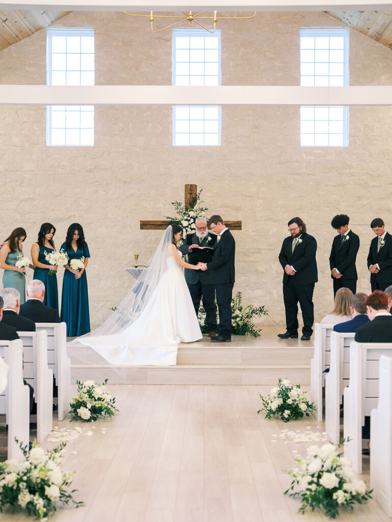 Documentary Style Wedding Photos That Blend Houston Charm With Timeless Elegance