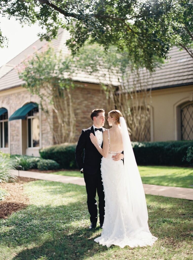 documentary style wedding photos luxury wedding