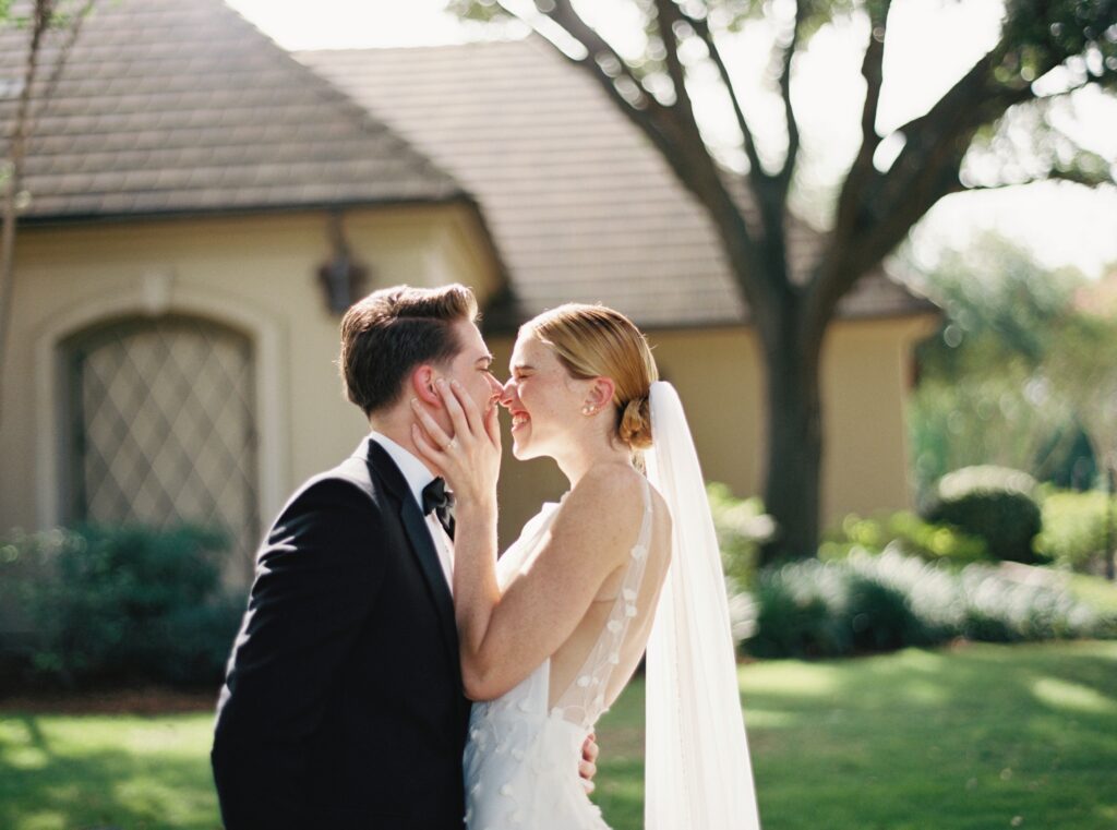 outdoor wedding photos bride and groom timeless and elegant