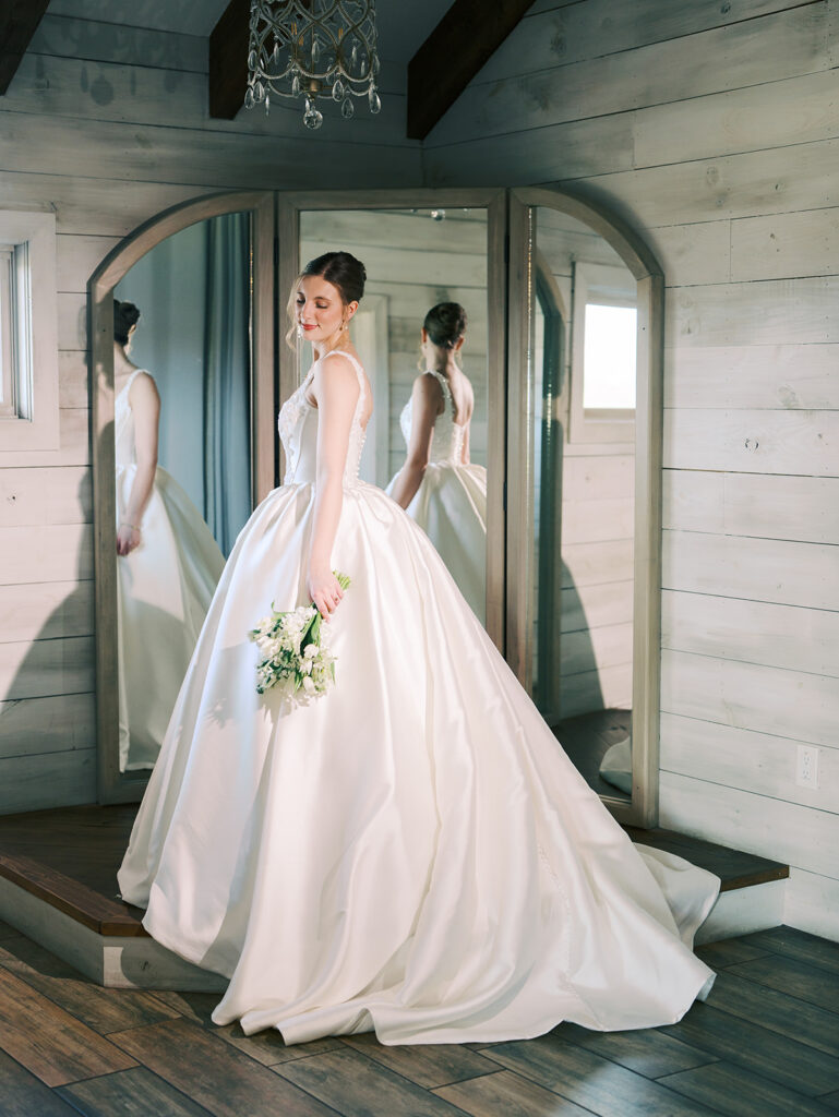 The Weinberg at Wixon Valley Bridal Portraits With Timeless Elegance and Nostalgia