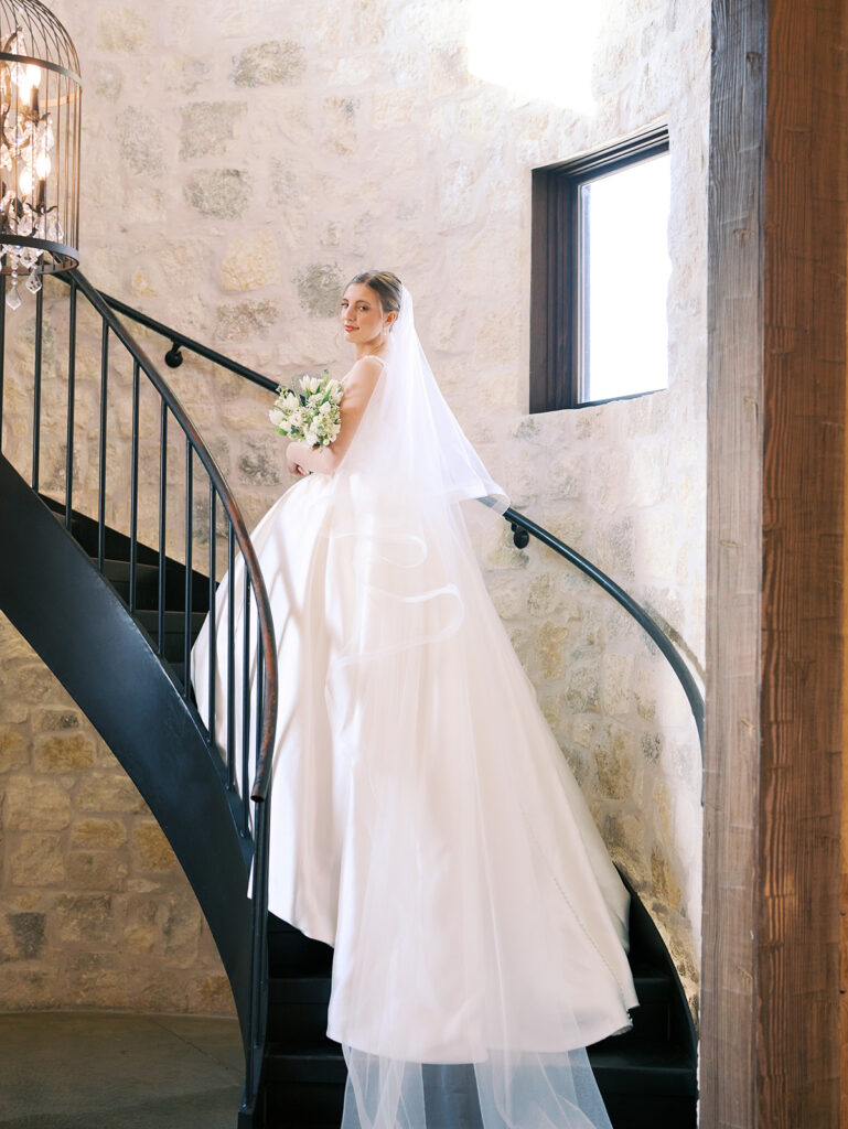 timeless and classy bridal photography in houston texas