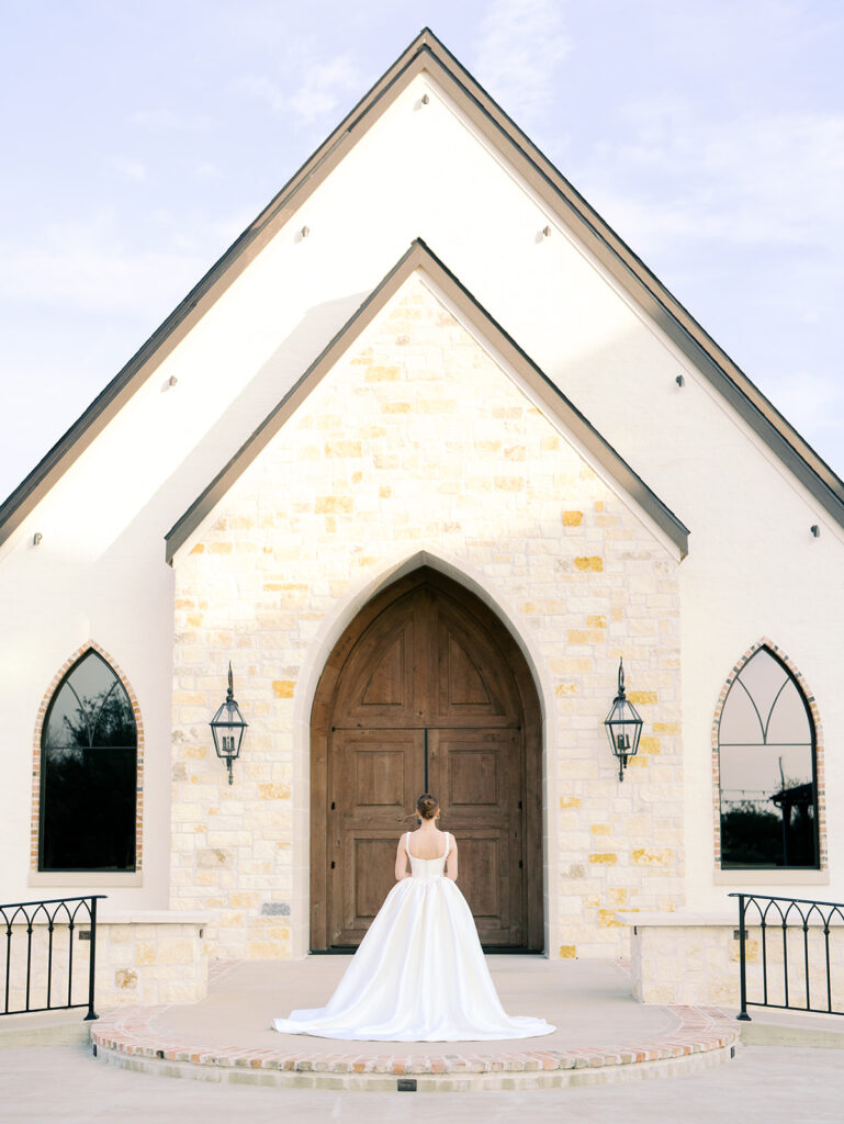 The Weinberg at Wixon Valley Bridal Portraits With Timeless Elegance and Nostalgia