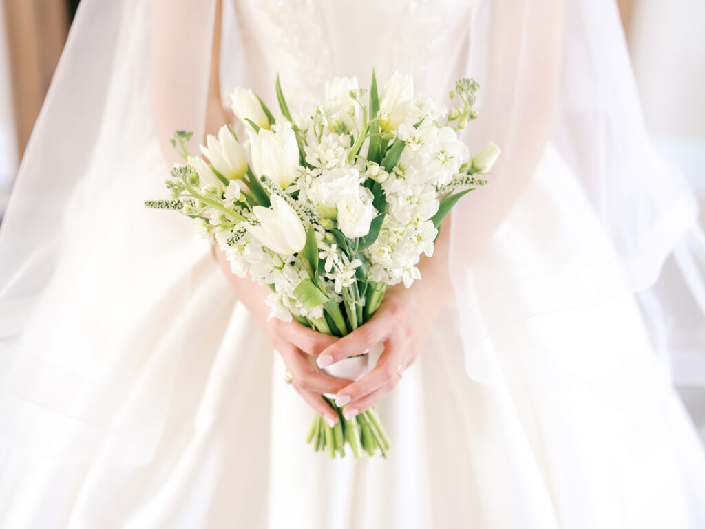 classy modern bridal photos in houston texas