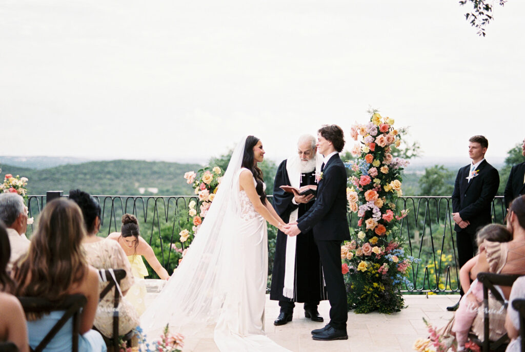 outdoor wedding ceremony in austin texas