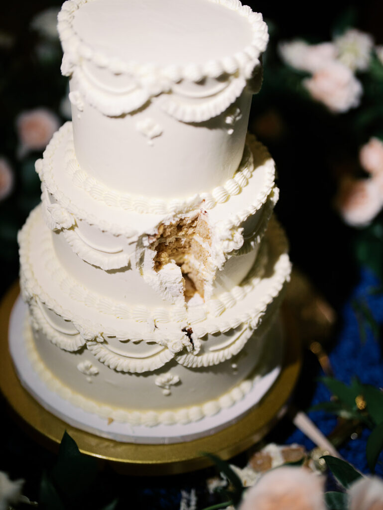 An Elegant Houston Texas Wedding Venue for the Classic, Timeless Bride