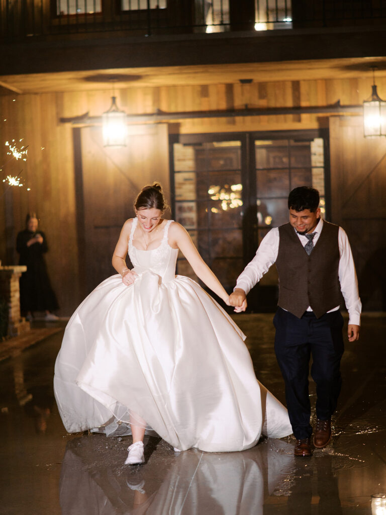 houston texas wedding venue documentary style wedding photos