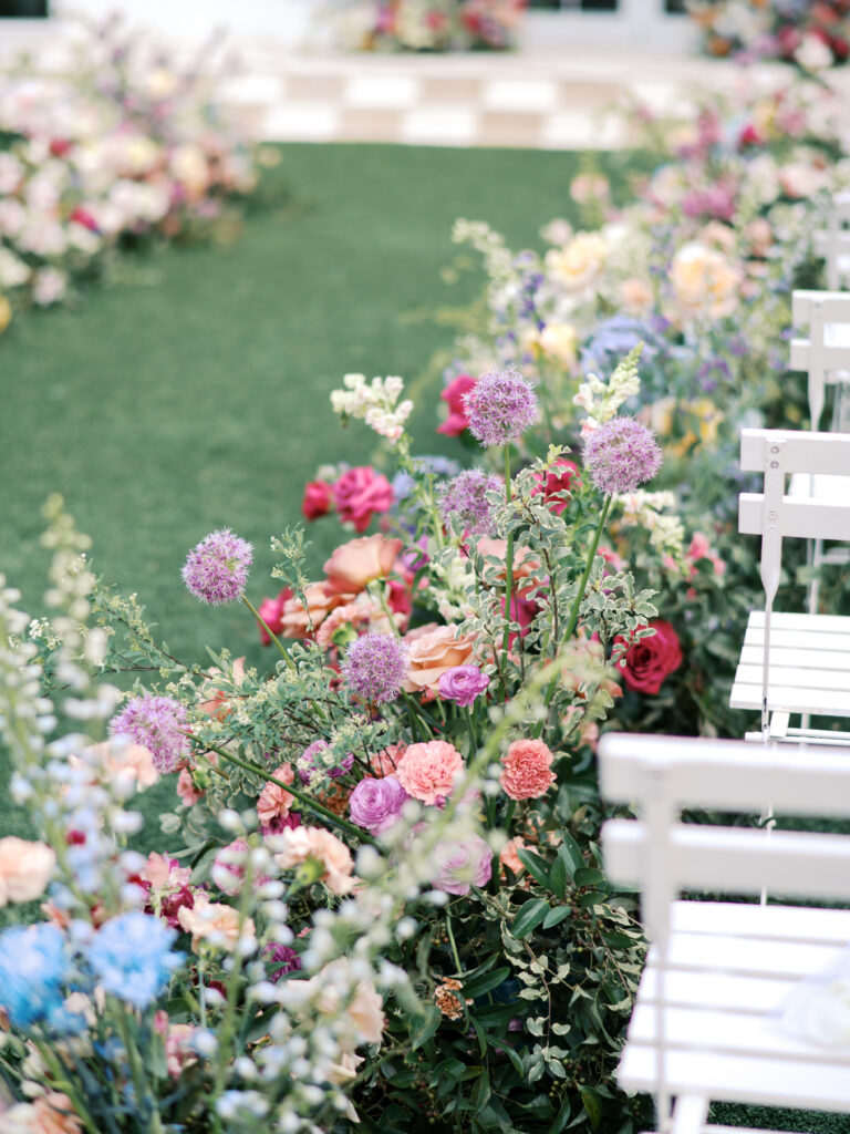 wedding day florals in austin