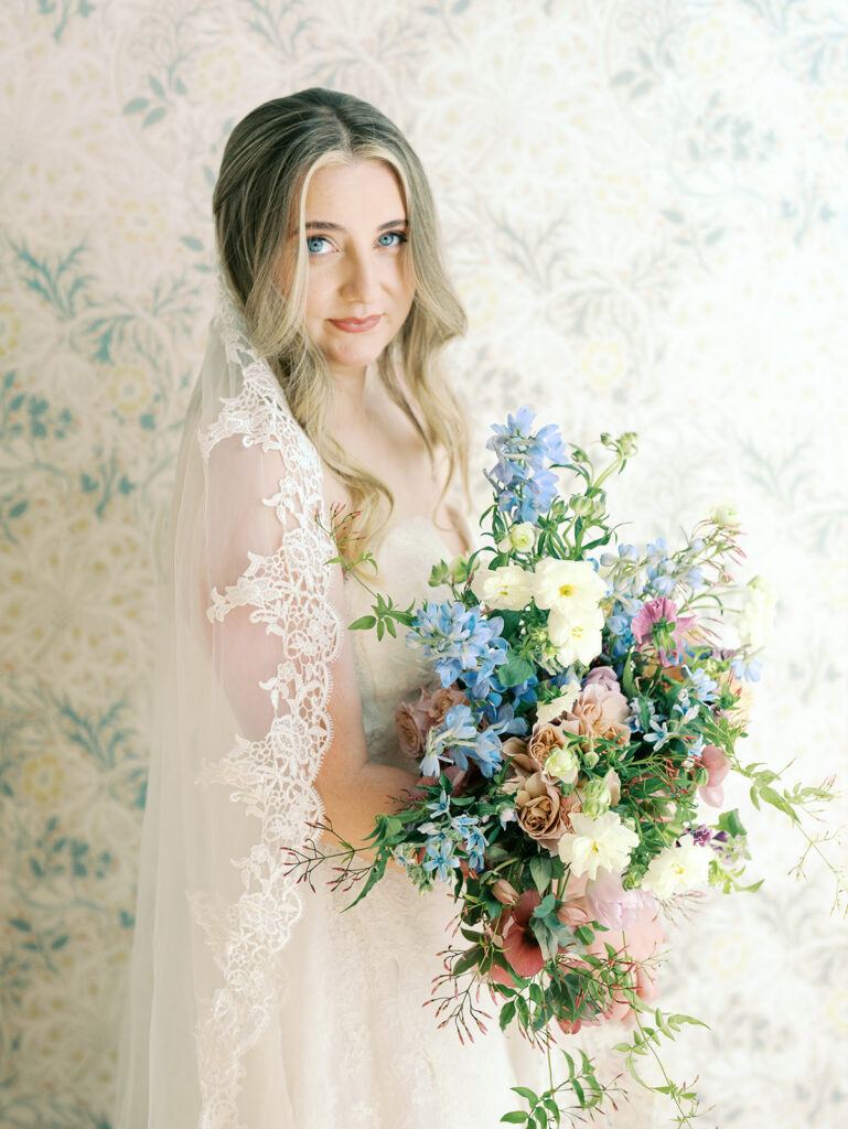 Austin Wedding Photos for a Florist Bride Who Designed Her Own Bouquet