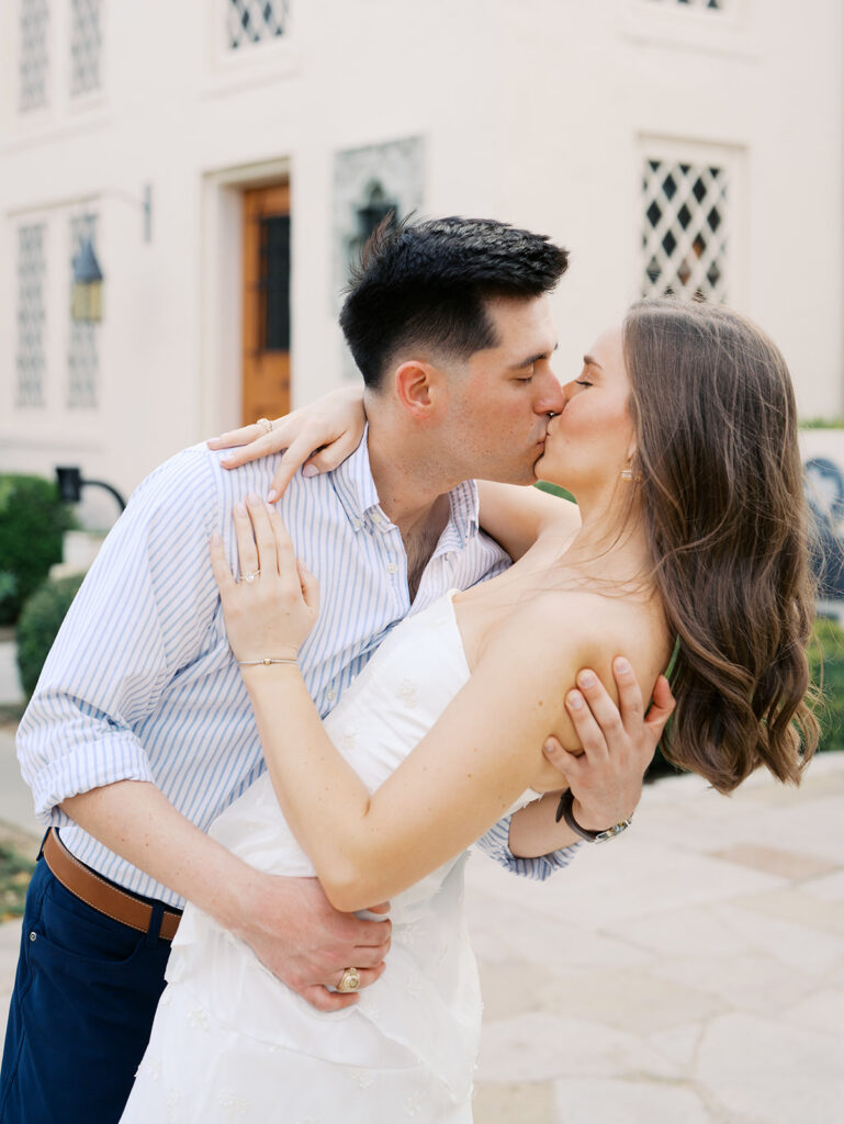 intimate romantic couples photoshoot poses on film photography